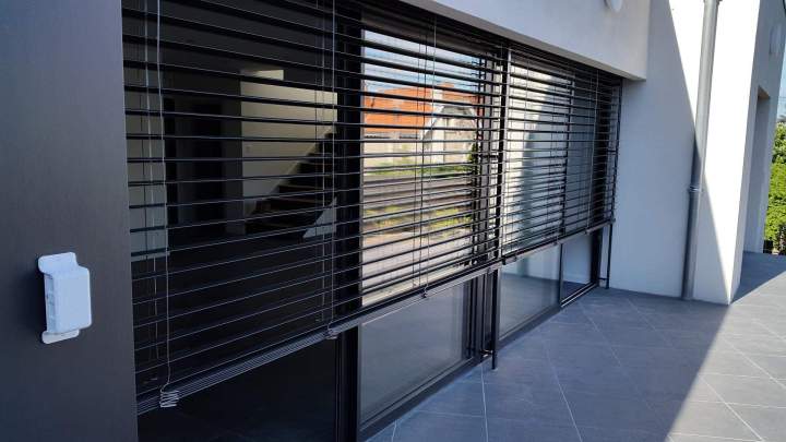 Brise soleil orientable sur mesure Clermont Ferrand