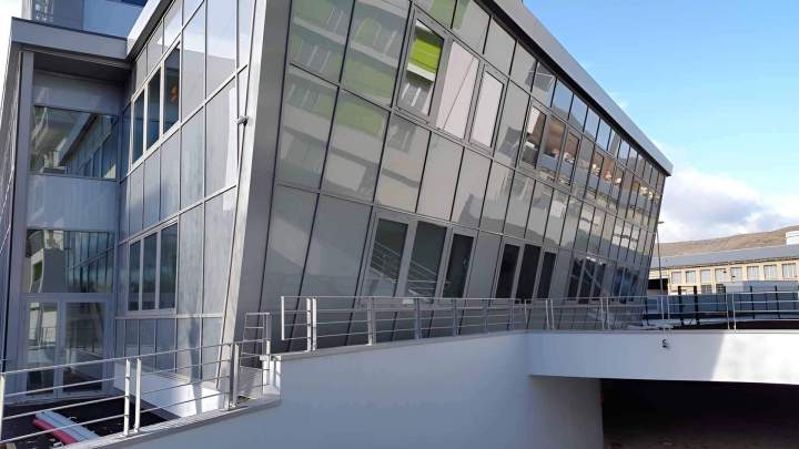 Fabrication de murs rideaux Clermont Ferrand