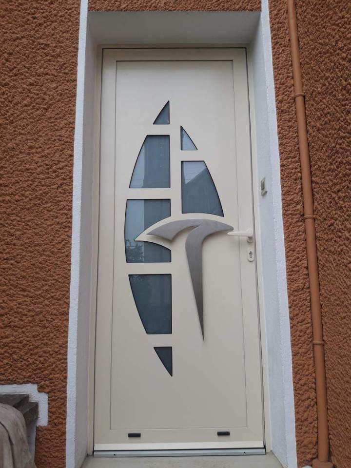 Porte d’entrée en aluminium Clermont Ferrand