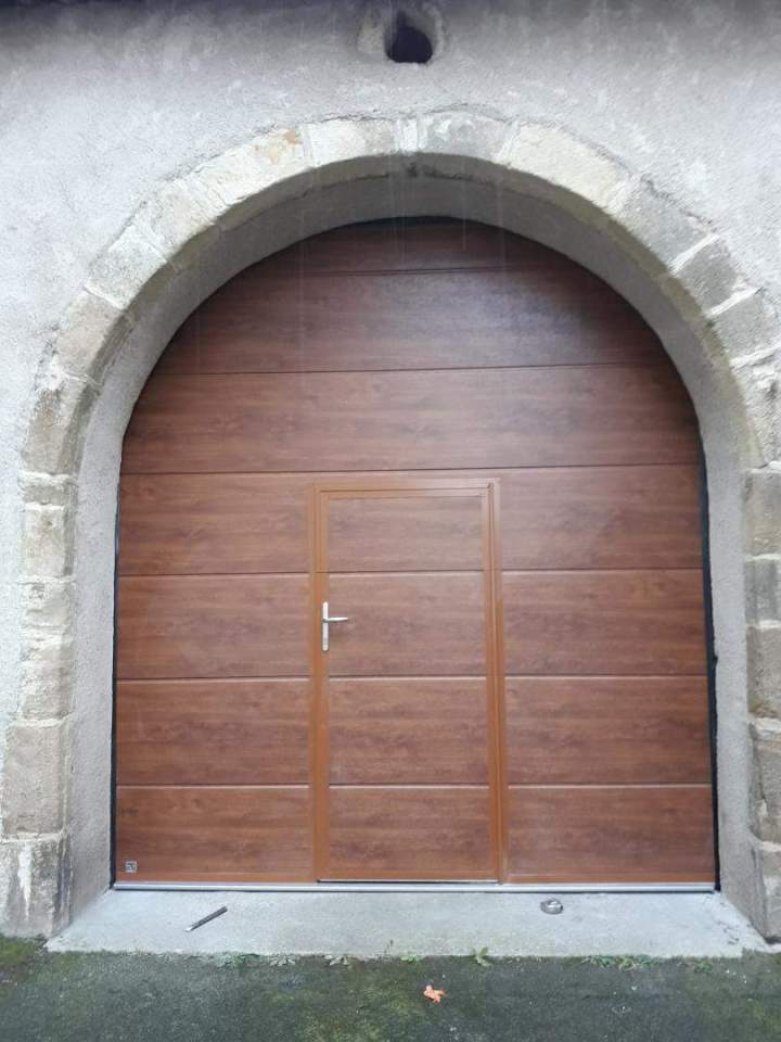 Porte de garage haut de gamme Clermont Ferrand