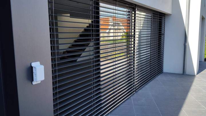 Pose de brise soleil orientable Clermont Ferrand